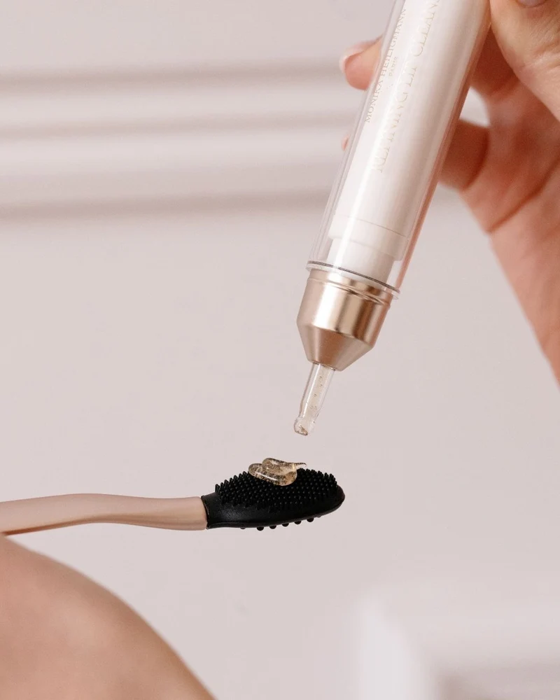 Lip Brush