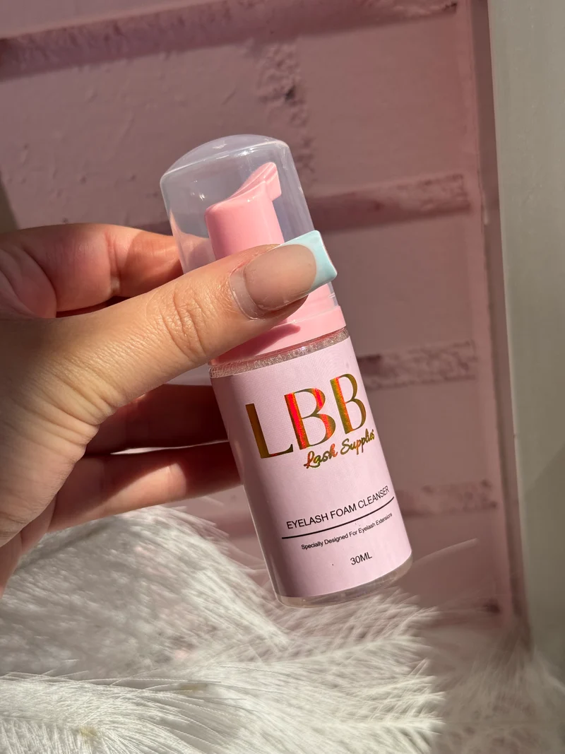 Travel size lash shampoo 🫧✨