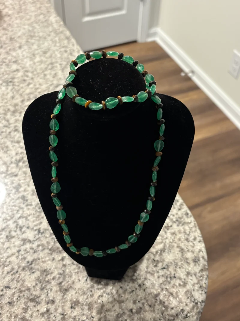 Wealth bracelet and necklace set