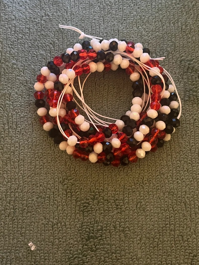 U of L cards color waist bead 50 inches long tie on