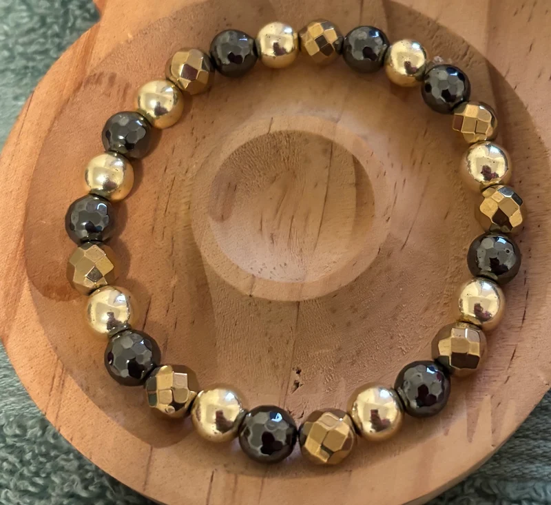 Different hematite bracelet