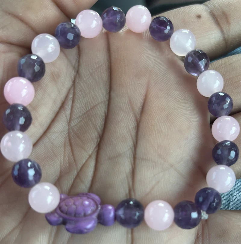 Gemstone bracelet with turtle