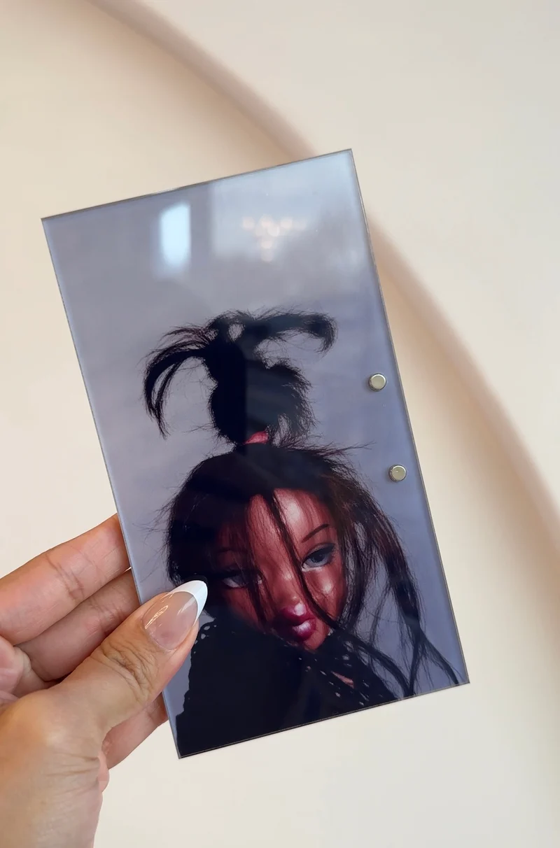 BRATZ “MOOD” lash tile