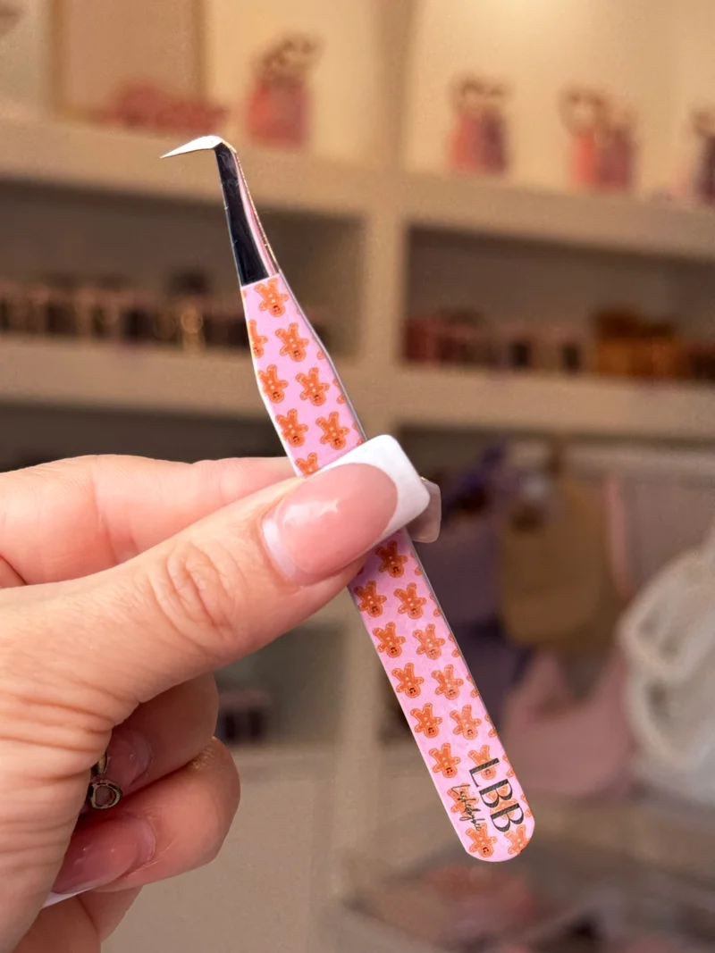 Gingerbread pink tweezer 🩷