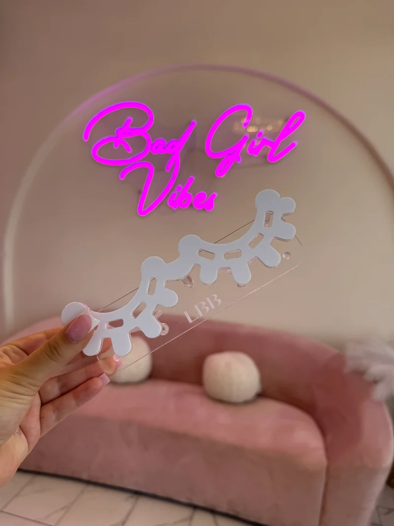 LBB Lash Tweezer Holder💖