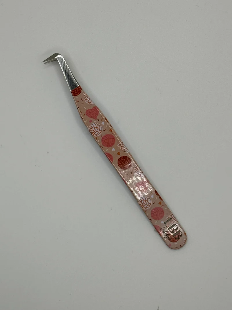 Concha heart tweezers 🩷
