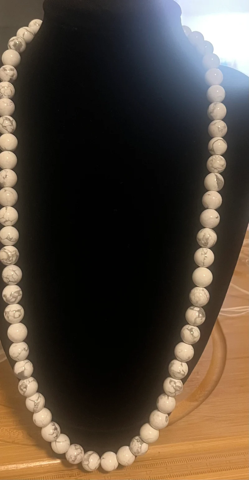 White necklace