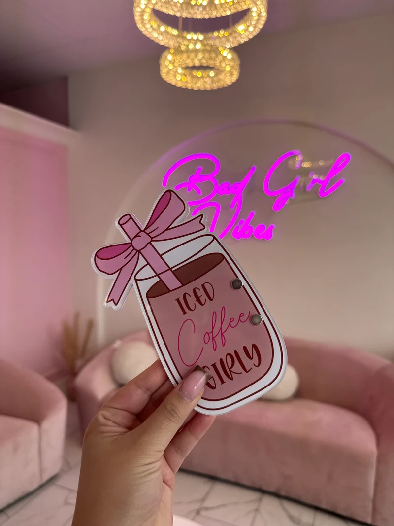 Iced coffee girly 🎀