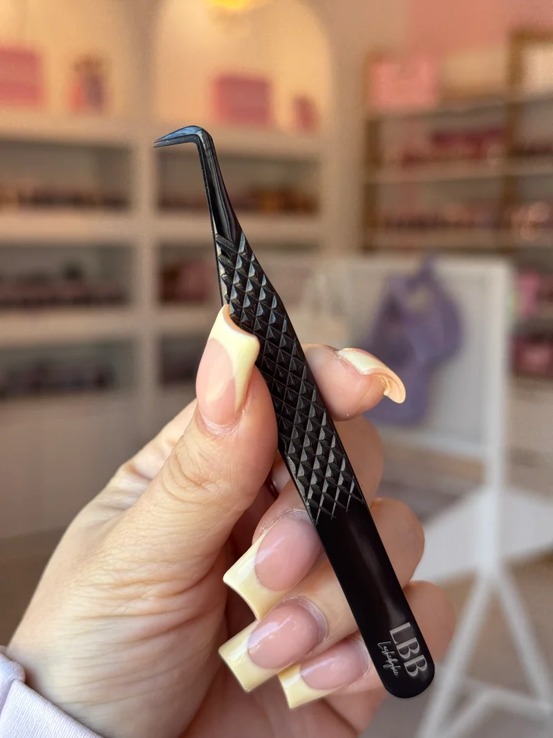 Black Plasma tweezer