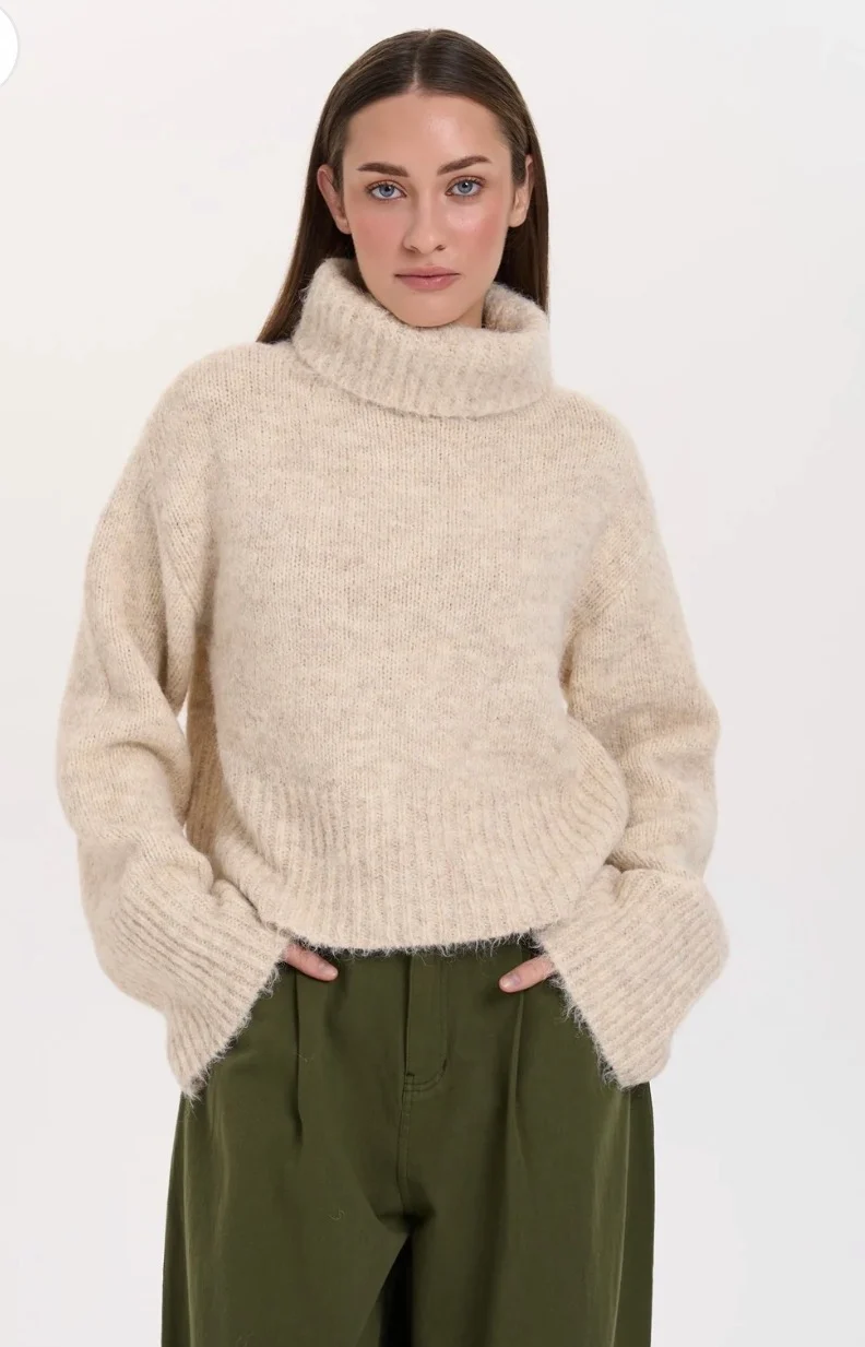 24 COLOURS MOCK NECK SWEATER