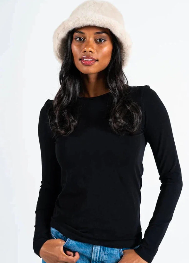 C’EST MOI FAUX FUR BUCKET HAT