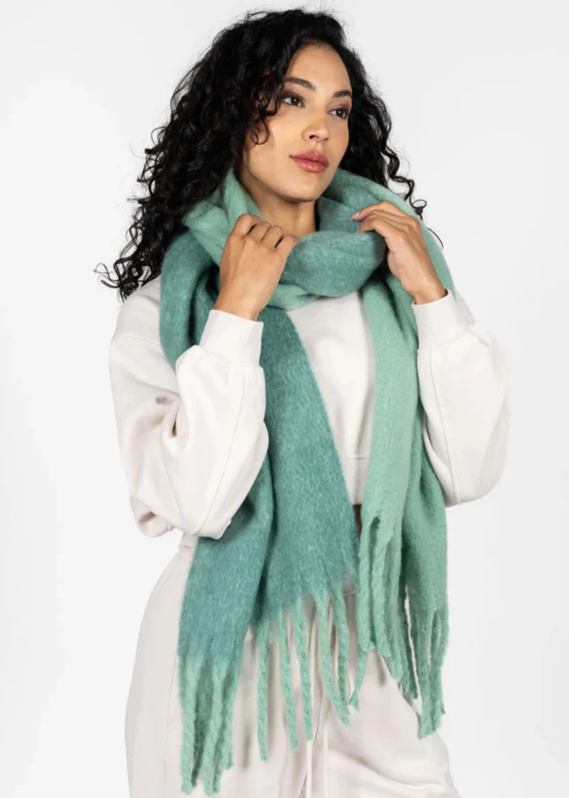 C’EST MOI BLANKET SCARF
