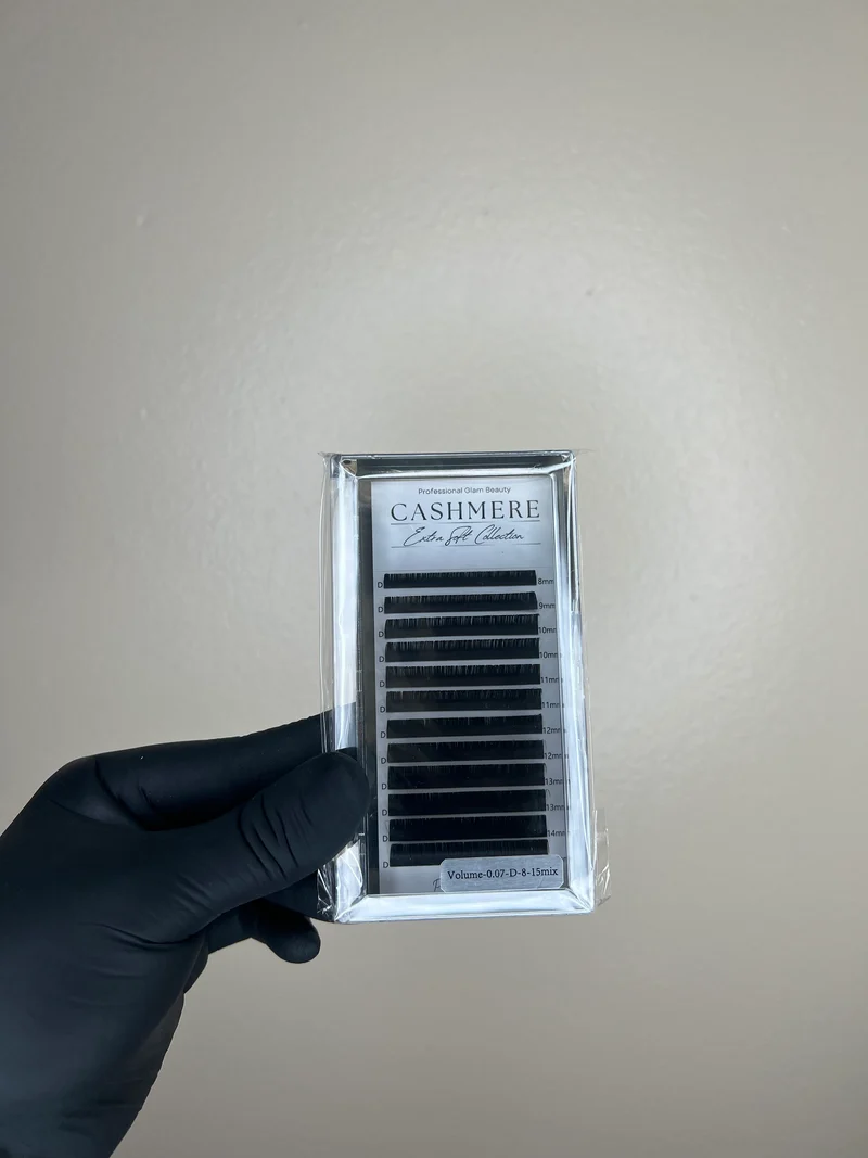 CASHMERE VOLUME WET LASH TRAYS