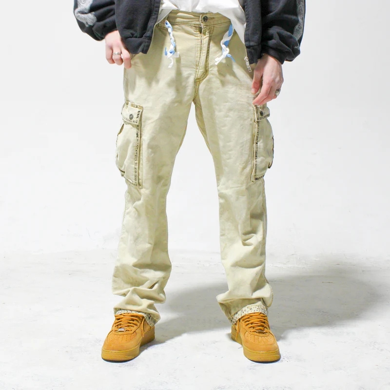 'Street Painter' Cargos